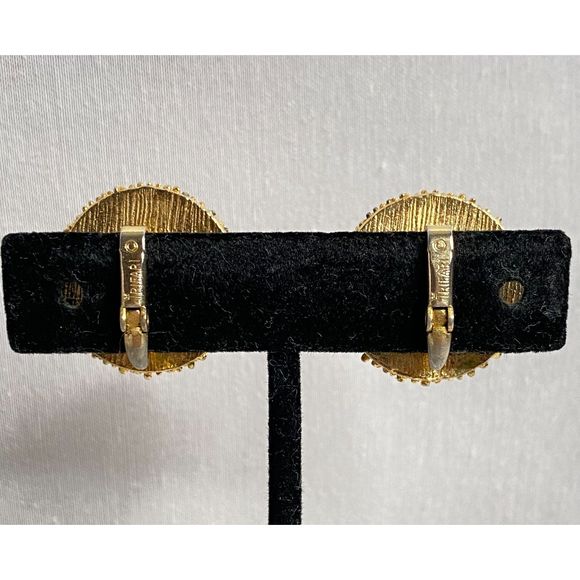 Trifari Earrings Large White Dome Cabochon Stone Gold Tone Hob Knob Setting - Picture 4 of 9